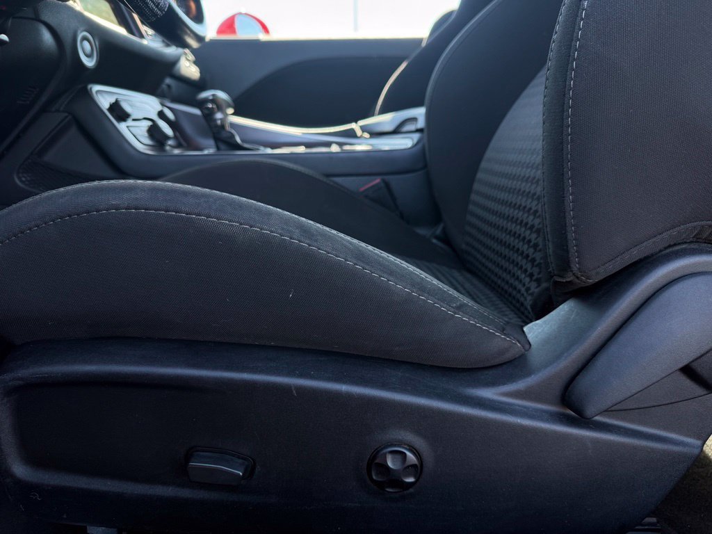 Used 2021 Dodge Challenger GT RWD image 9