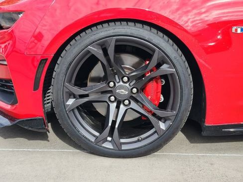 Used 2022 Chevrolet Camaro SS image 10