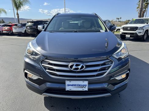 Used 2017 Hyundai Santa Fe Sport image 3