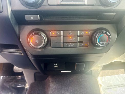 Used 2016 Ford F150 XL w/ Equipment Group 101A Mid RWD image 11
