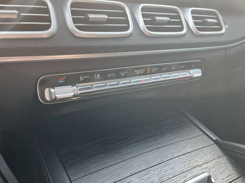 Used 2024 Mercedes-Benz GLE 350 4MATIC image 19