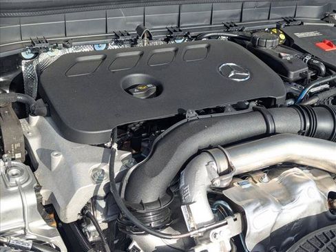 Used 2026 Mercedes-Benz GLB 250 image 15