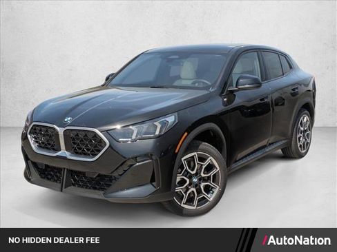 Used 2026 BMW X2 xDrive28i w/ Technology Package AWD/4WD image 1