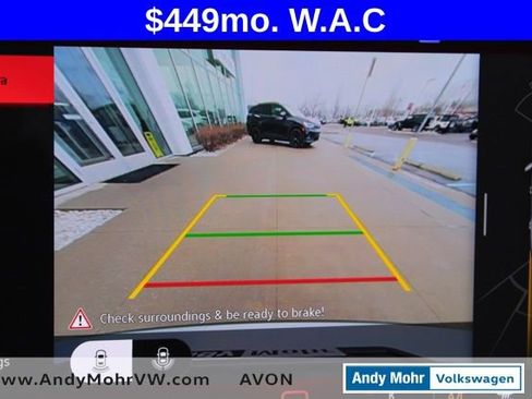 Used 2025 Volkswagen Tiguan SE AWD/4WD image 38