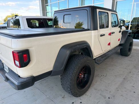 Used 2020 Jeep Gladiator Sport w/ Quick Order Package 24S AWD/4WD image 17
