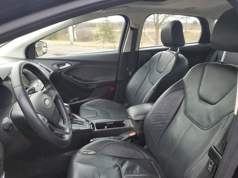 Used 2017 Ford Focus Titanium image 15