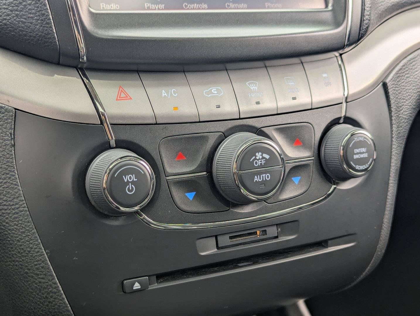 Used 2020 Dodge Journey Crossroad FWD image 20