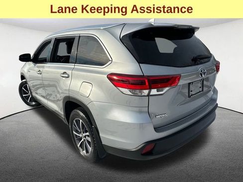 Certified 2019 Toyota Highlander XLE image 8