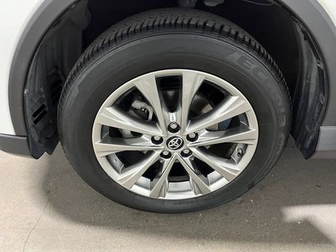 Used 2018 Toyota RAV4 Limited w/ Advanced Technology Package AWD/4WD image 28