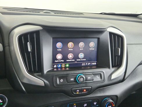 Used 2024 GMC Terrain SLE image 25