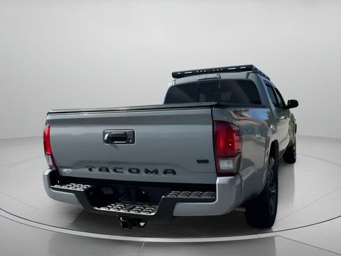 Used 2019 Toyota Tacoma TRD Sport image 25