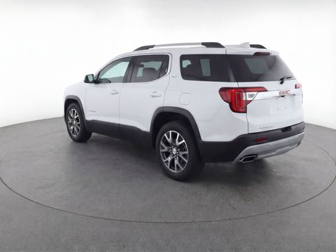 Used 2023 GMC Acadia SLT image 6