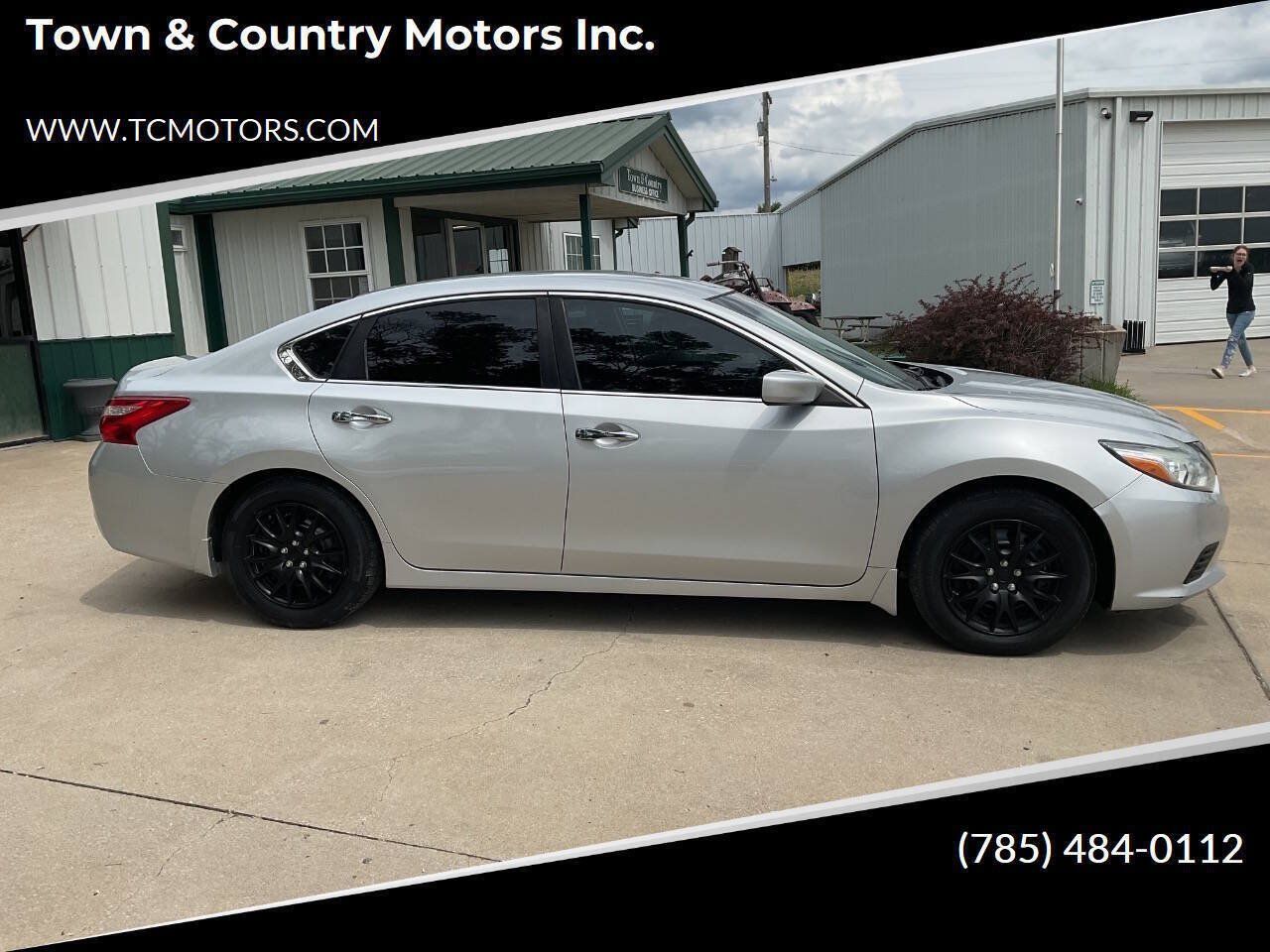Used 2017 Nissan Altima 2.5 S w/ Power Driver Seat Package FWD image 1