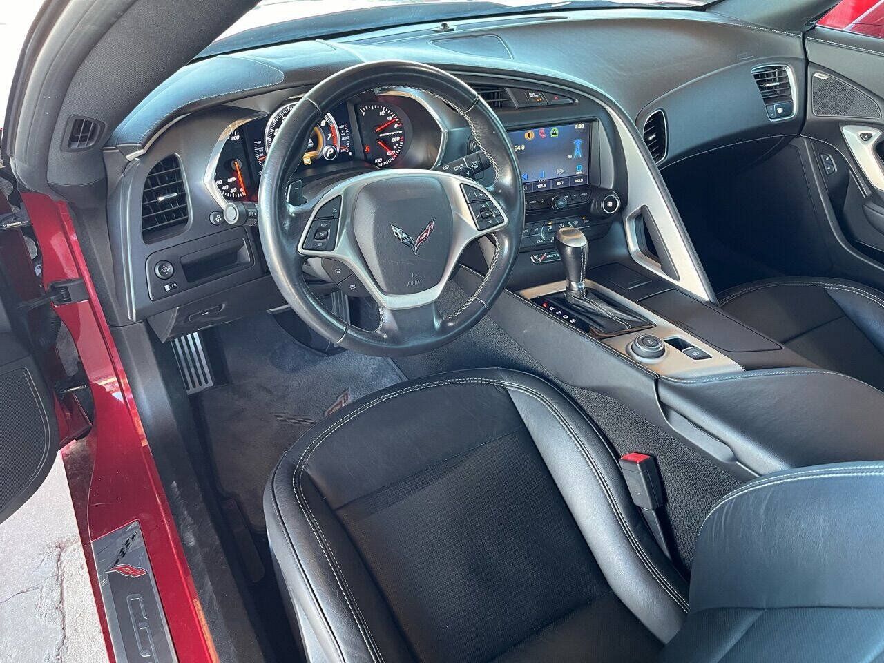 Used 2014 Chevrolet Corvette Stingray Coupe RWD image 18