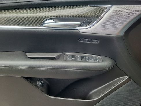 Used 2021 Cadillac XT5 Sportv AWD/4WD image 16