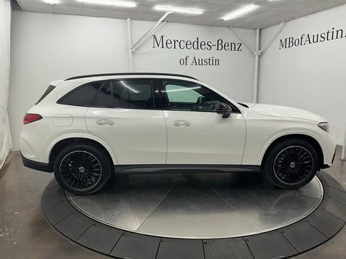 Certified 2025 Mercedes-Benz GLC 300 image 8