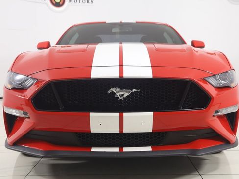 Used 2019 Ford Mustang GT RWD image 6
