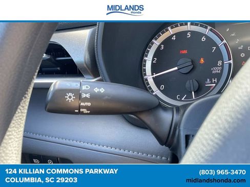 Used 2023 Toyota Highlander L FWD image 23