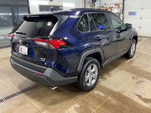 Used 2025 Toyota RAV4 XLE image 6