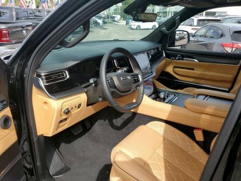 New 2023 Jeep Grand Wagoneer Series III w/ Quick Order Packagew 28T AWD/4WD image 6