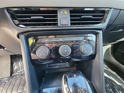 New 2025 Volkswagen Taos S image 20