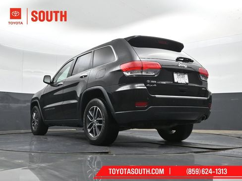 Used 2018 Jeep Grand Cherokee Limited AWD/4WD image 41