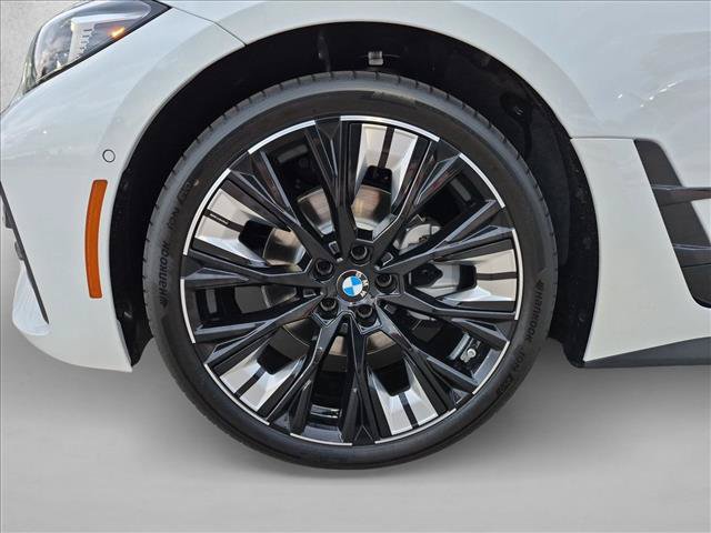 New 2026 BMW 430i w/ M Sport Package RWD image 10