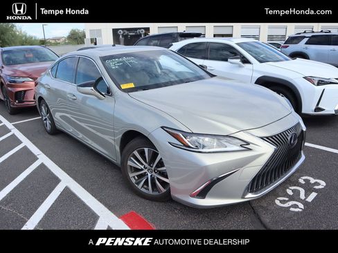 Used 2019 Lexus ES 300h w/ Premium Package FWD image 1