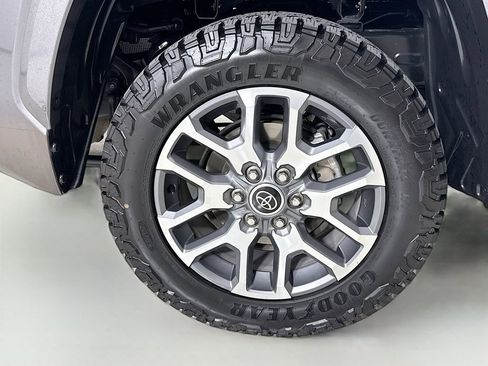 Used 2023 Toyota Tundra 1794 Edition image 32