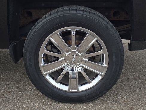 Used 2016 Chevrolet Silverado 1500 High Country image 33