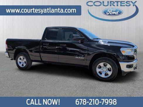 Used 2022 RAM 1500 Big Horn AWD/4WD image 1