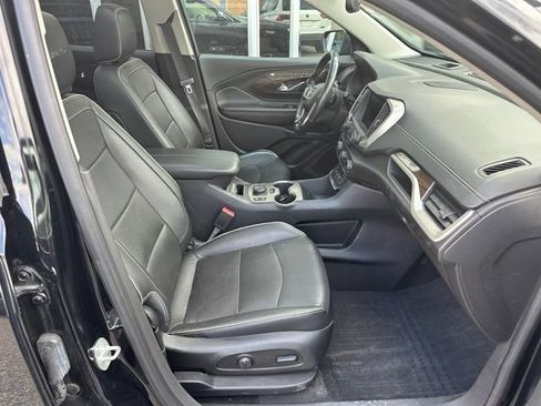 Used 2020 GMC Terrain Denali w/ Denali Premium Package AWD/4WD image 12