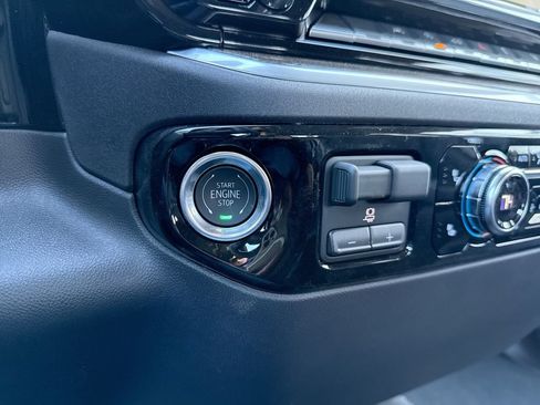 New 2026 GMC Sierra 1500 Elevation AWD/4WD image 17