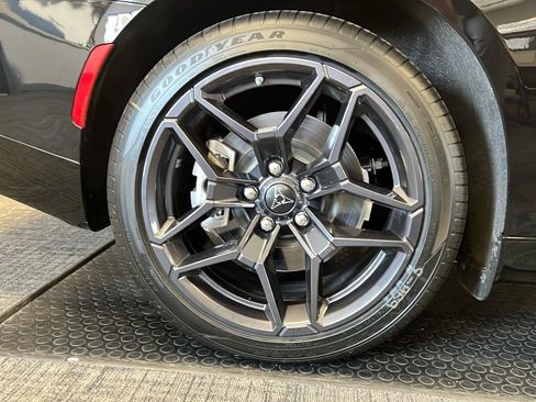 Used 2024 Dodge Charger R/T w/ Plus Group image 28