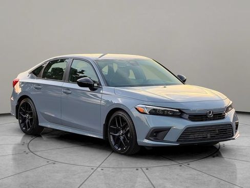 Used 2024 Honda Civic Sport image 8