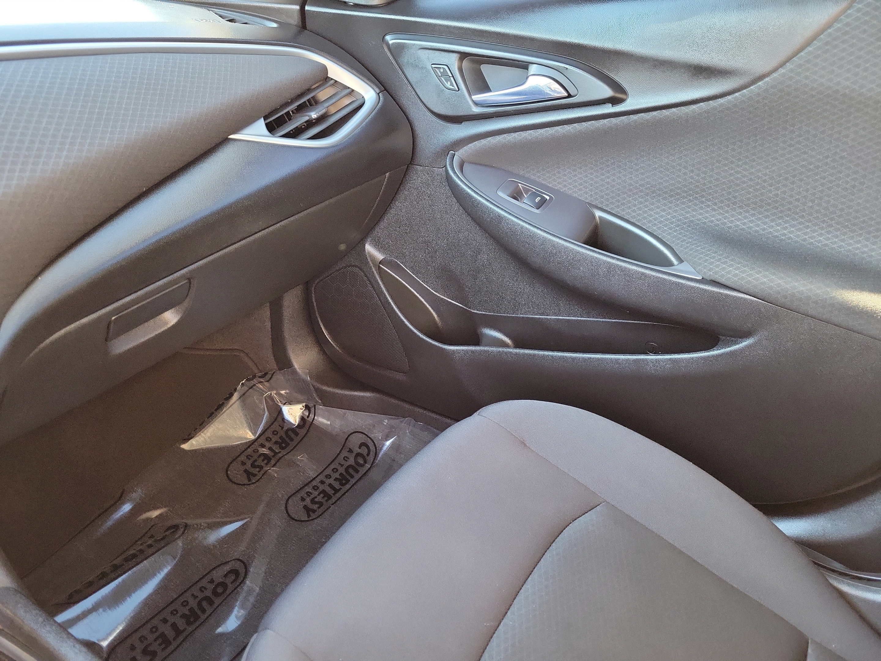 Used 2023 Chevrolet Malibu LT FWD image 21