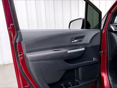 Used 2021 Toyota Sienna XSE w/ XSE Plus Package AWD/4WD image 21