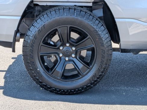 Used 2023 RAM 1500 Big Horn AWD/4WD image 12