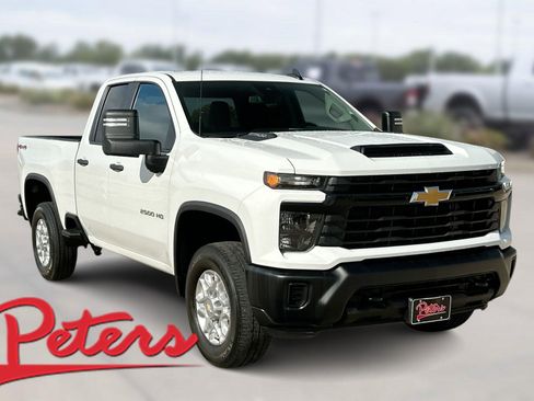 Used 2024 Chevrolet Silverado 2500 W/T w/ WT Convenience Package image 1