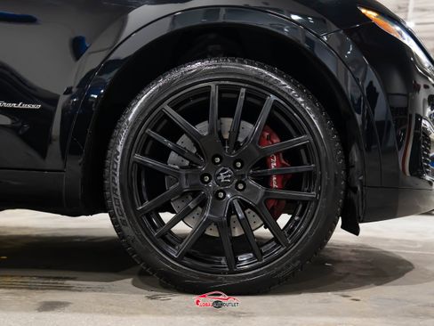 Used 2019 Maserati Levante S GranLusso image 9