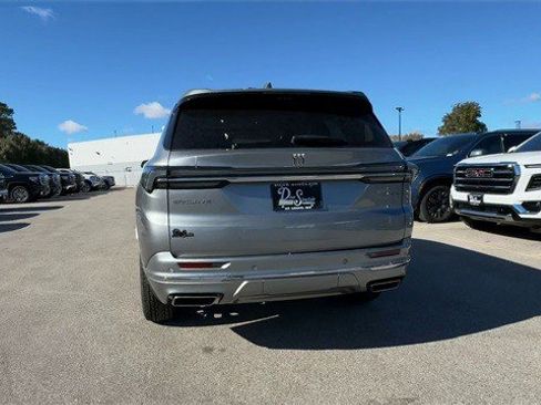 New 2026 Buick Enclave Avenir w/ Super Cruise Package image 7