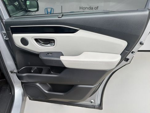 Certified 2023 Honda Pilot EX-L image 30