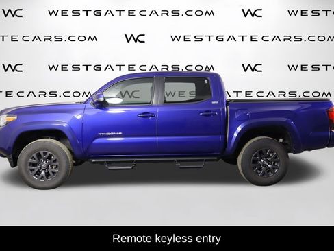 Used 2022 Toyota Tacoma SR5 w/ Technology Package image 5