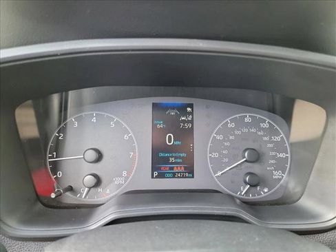 Used 2025 Toyota Corolla Cross LE FWD image 20