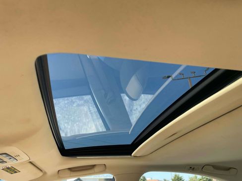 Used 2010 Lexus ES 350 image 8