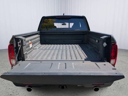 Certified 2023 Honda Ridgeline Black Edition image 11