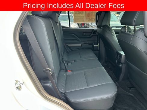 Used 2026 Toyota 4Runner TRD Off-Road Premium AWD/4WD image 24
