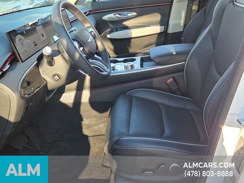Used 2026 Genesis GV70 2.5T Advanced image 14
