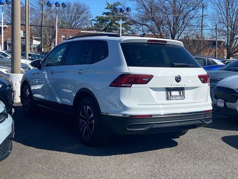 Certified 2023 Volkswagen Tiguan S image 4