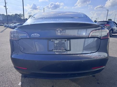 Used 2018 Tesla Model 3 Long Range RWD image 7